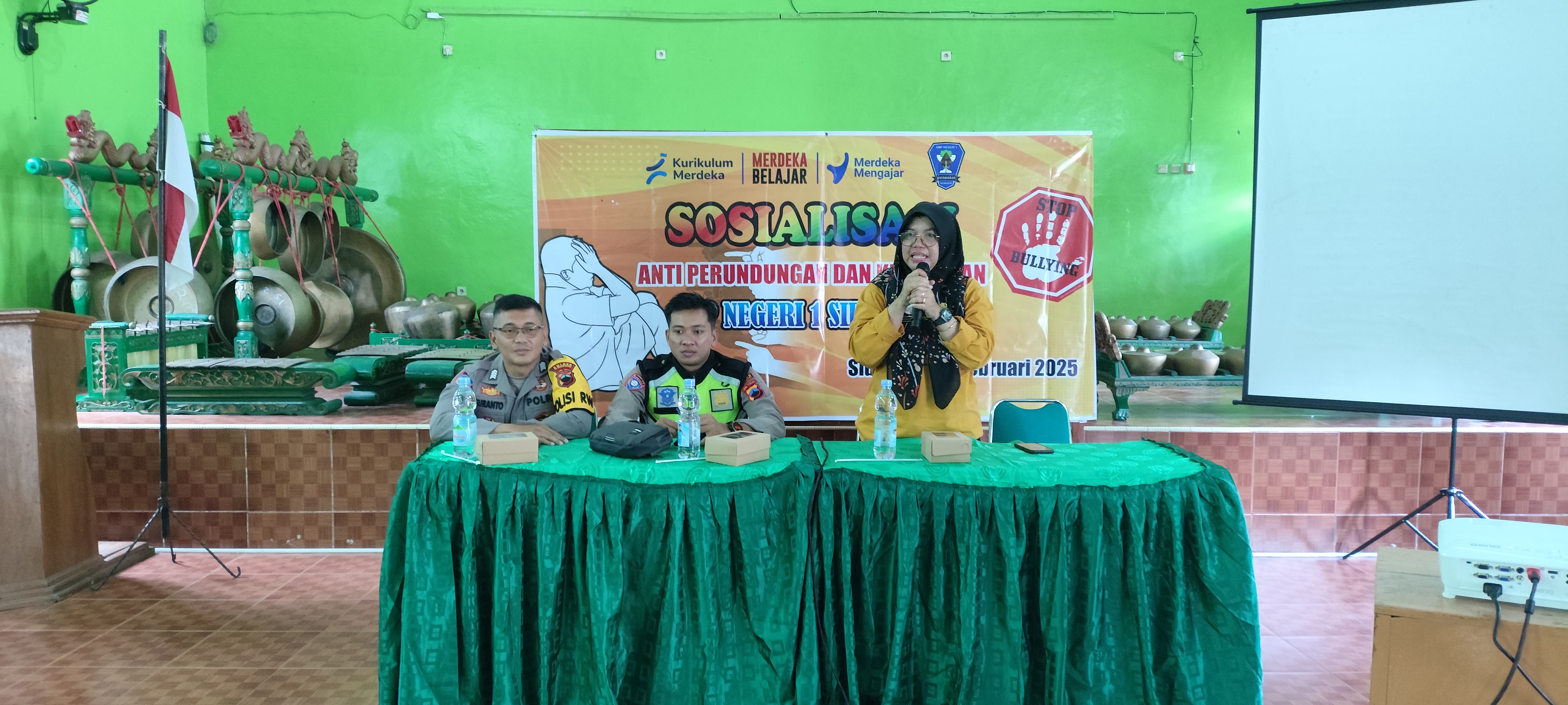 ESPENSASI GELAR SOSIALISASI ANTI PERUNDUNGAN DAN KEKERASAN ESPENSASI GELAR SOSIALISASI ANTI PERUNDUNGAN DAN KEKERASAN